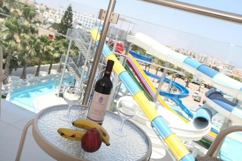 Anastasia Splash Residences Протарас Экстерьер фото